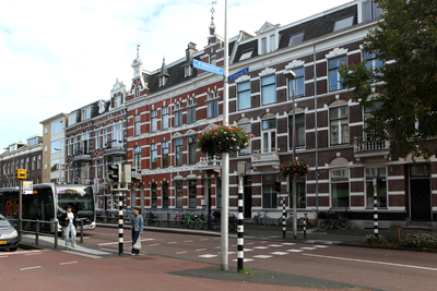 916010 Gezicht op de panden Biltstraat 99 -hoger te Utrecht.